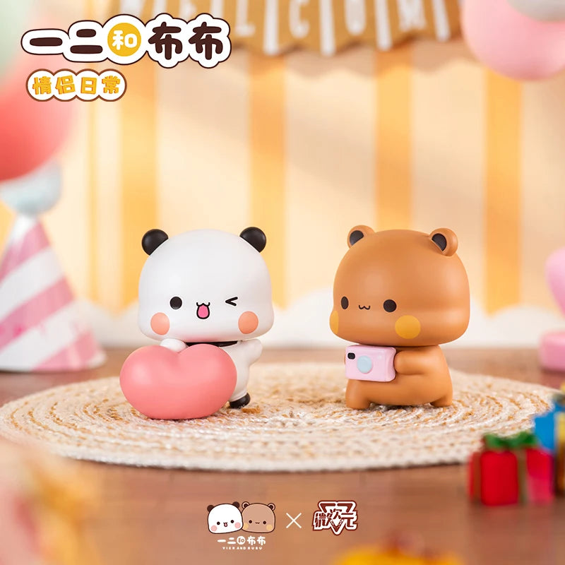 Bubu and Dudu mini figures with a pink heart